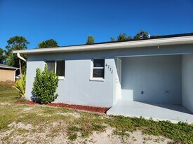 4770-4772 Jordan Ave S in Lehigh Acres, FL - Building Photo