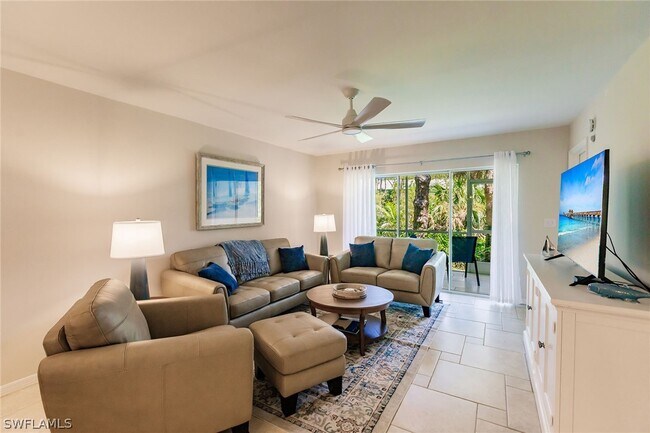 3032 Sandpiper Bay Cir in Naples, FL - Foto de edificio - Building Photo
