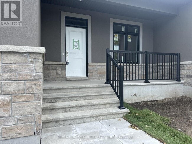 1539 Flanders Rd in Brockville, ON - Building Photo - Building Photo