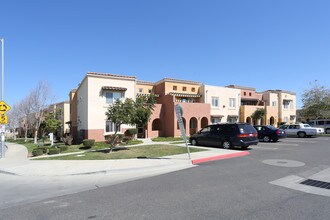 Westgate Courtyards in Santa Maria, CA - Building Photo - Building Photo