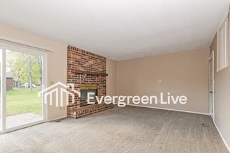 6500 Loblolly Dr in Dayton, OH - Building Photo - Building Photo