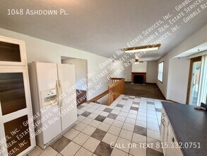 1048 Ashdown Pl in Machesney Park, IL - Building Photo - Building Photo