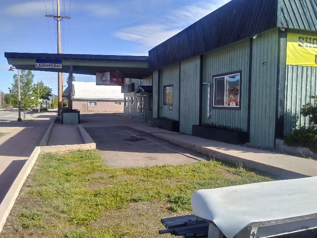 92524 US Hwy 93 in Arlee, MT - Building Photo - Building Photo