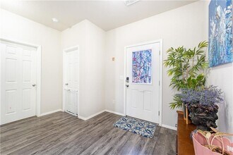 6704 SW Pilgrim Rd in Bentonville, AR - Building Photo - Building Photo