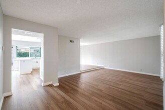 13527 Edgefield St in Cerritos, CA - Building Photo - Building Photo