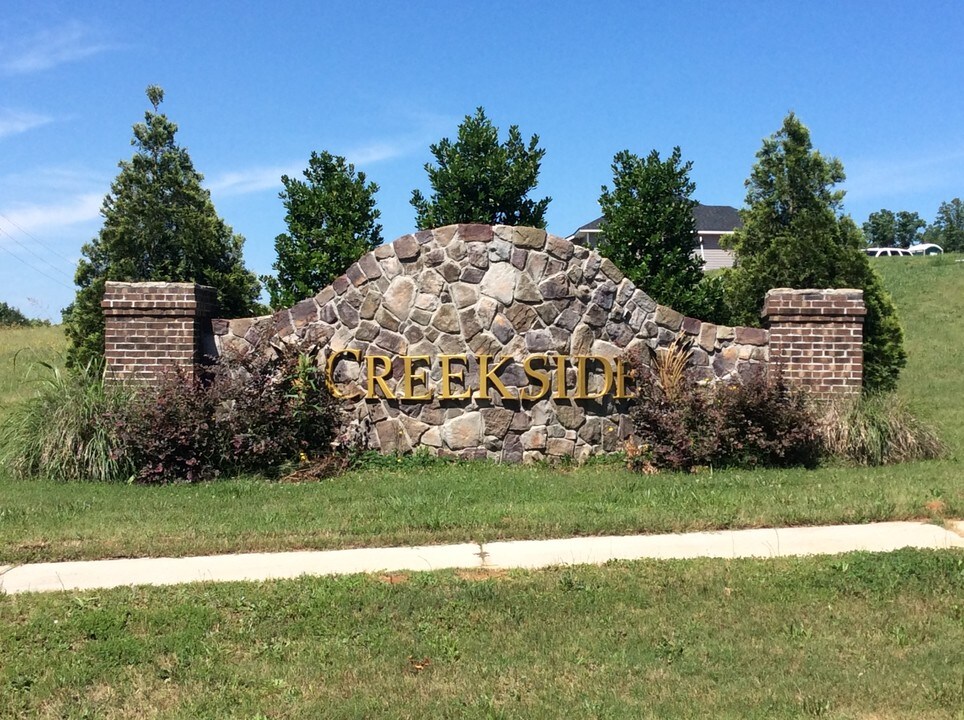 Creekside Landing Apartments in Greer, SC - Building Photo