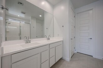 7814 W Hide Trl in Peoria, AZ - Building Photo - Building Photo