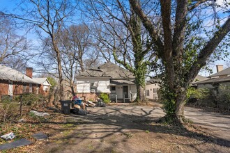 1720 Thompson Ave in Atlanta, GA - Building Photo - Building Photo