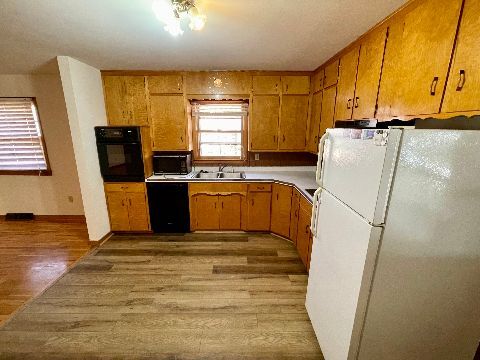 property at 416 N Charles St