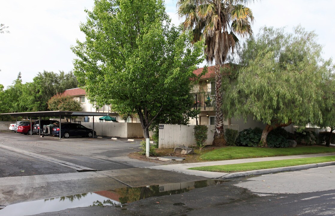 Lamara Apartments in Fresno, CA - Foto de edificio