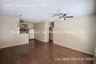 1008 E Daffodil Ave, Unit 209 in McAllen, TX - Building Photo - Building Photo