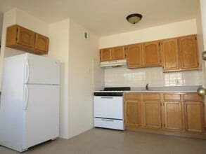 6250 Partello St, Unit 2 in El Paso, TX - Foto de edificio - Building Photo