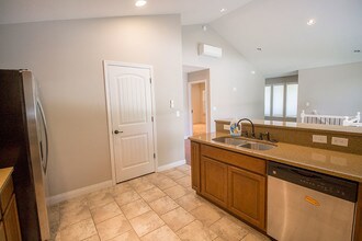 1415 Paris Rd-Unit -1415-A1 in Columbia, MO - Foto de edificio - Building Photo