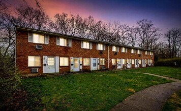 Case Court Apartments in Miamisburg, OH - Building Photo - Building Photo