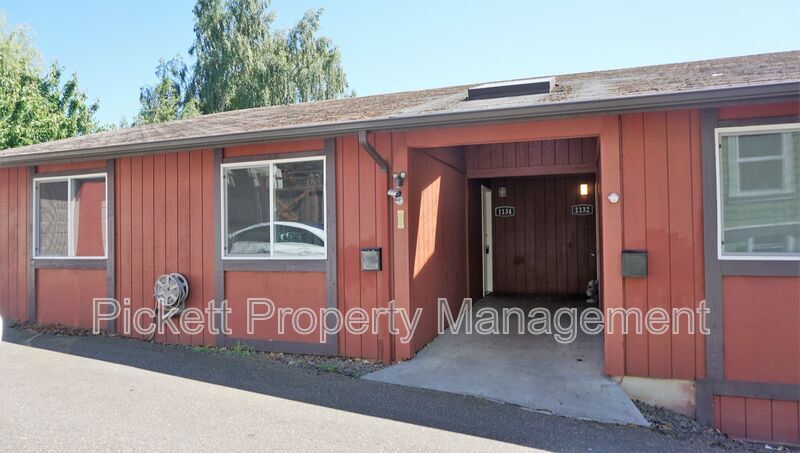 1134 Scott Ave in Bremerton, WA - Building Photo