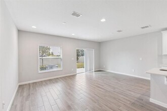 212 Beautyberry Ln in Sanford, FL - Building Photo - Building Photo