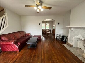 518 Belgreen Pl in Pittsburgh, PA - Building Photo - Building Photo