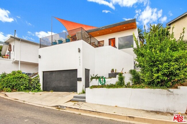 property at 4839 Seldner Ave