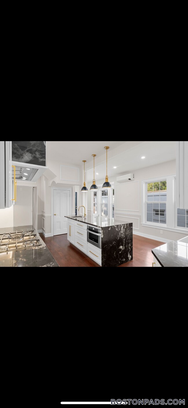40 Church St-Unit -40 in Winchester, MA - Building Photo - Building Photo