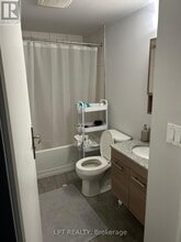 338 Albert St in Waterloo, ON - Building Photo - Building Photo