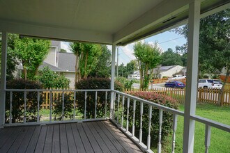 111 Palmetto Dr in Crestview, FL - Building Photo - Building Photo