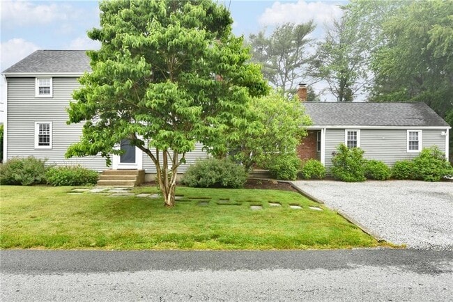 property at 17 Melbourne Dr