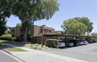 Walters Glen in Concord, CA - Building Photo - Building Photo