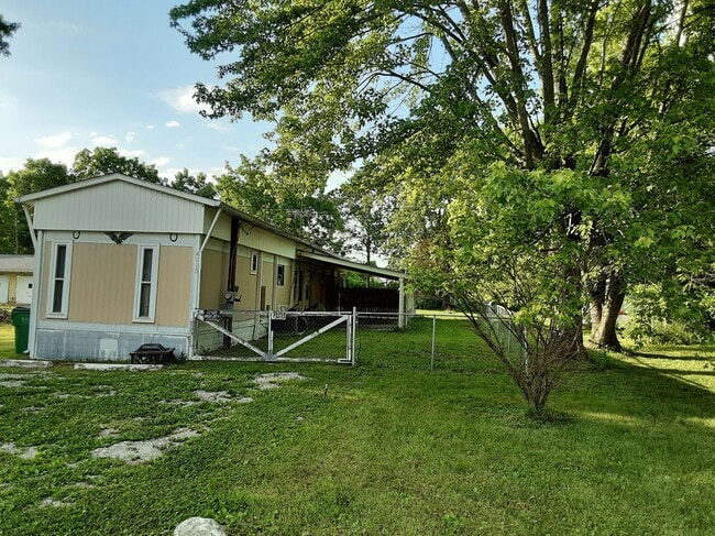 property at 4010 W Madison St