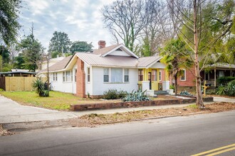 2418 Laurel St in Columbia, SC - Building Photo - Building Photo