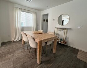 12185 Scarlet Ember Rd in Las Vegas, NV - Building Photo - Building Photo