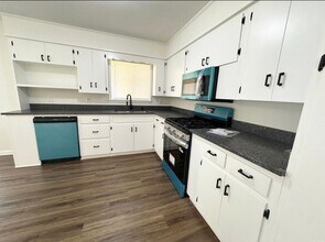 702 E Military Dr in North Little Rock, AR - Building Photo - Building Photo