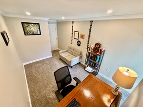 201 Thorndike St in Lowell, MA - Building Photo - Building Photo