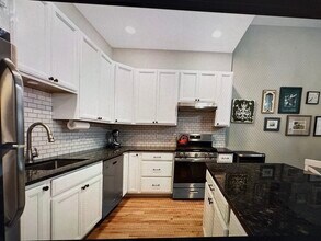 1760 W Wrightwood Ave in Chicago, IL - Building Photo - Building Photo