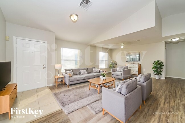 307 Medina Ct in Kissimmee, FL - Building Photo - Building Photo