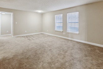 SOUTHERN PINES in Taylors, SC - Building Photo - Building Photo