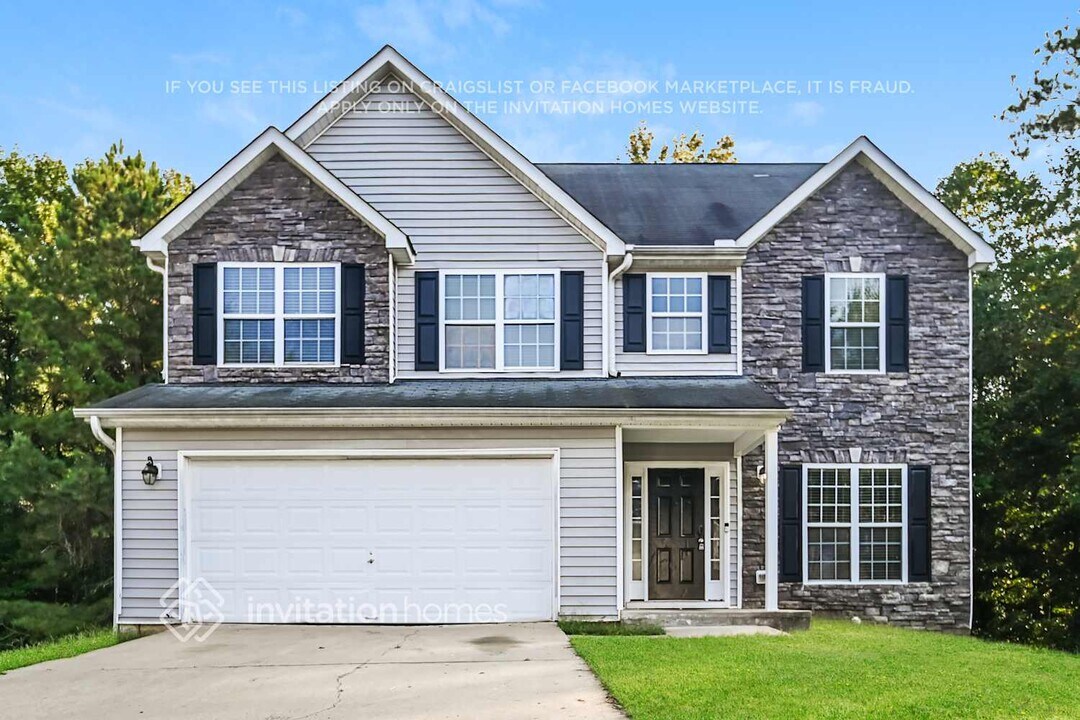 92 Revere Turn in Fairburn, GA - Building Photo