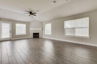 10527 Friars Hill photo'