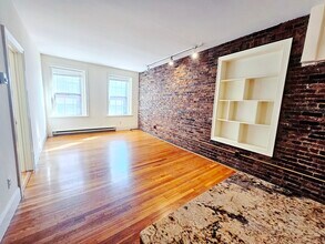 81 West Cedar St, Unit 1 in Boston, MA - Building Photo - Building Photo