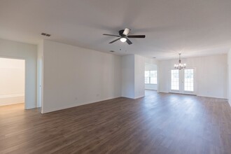 6010 Luckey Run in San Antonio, TX - Building Photo - Building Photo