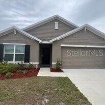 7499 Gardner St in Spring Hill, FL - Building Photo