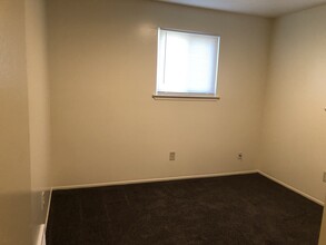 1552 Hanover St, Unit 1552 Hanover St. in Lincoln Park, MI - Foto de edificio - Building Photo