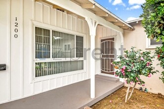 1200 E Elgenia Ave in West Covina, CA - Building Photo - Building Photo