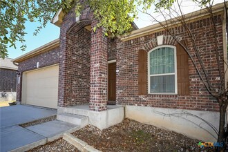 1128 Pelican Pl in New Braunfels, TX - Foto de edificio - Building Photo