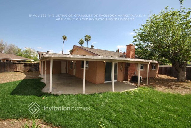 3660 Florawood Ct in Riverside, CA - Building Photo - Building Photo