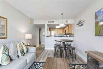 1700 N Ocean Blvd in Myrtle Beach, SC - Building Photo - Building Photo