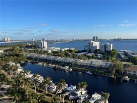 3345 N Key Dr in North Fort Myers, FL - Building Photo