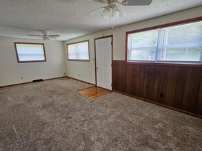 908 Olive St in New Haven, MO - Building Photo - Building Photo
