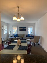 157 Auburn St, Unit 2A in Cambridge, MA - Foto de edificio - Building Photo