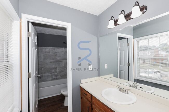 2133 Hickory Bend SE in Conyers, GA - Building Photo - Building Photo