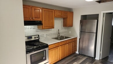 30917 Shady Ln, Unit A in Waterford, WI - Foto de edificio - Building Photo